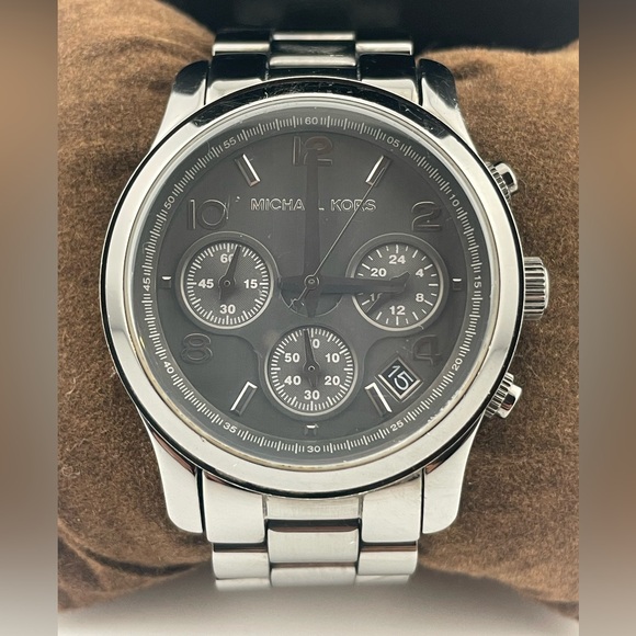 Michael Kors MK-5170 Stainless Steel Chronograph Watch 10ATM Box + Links - Picture 3 of 8